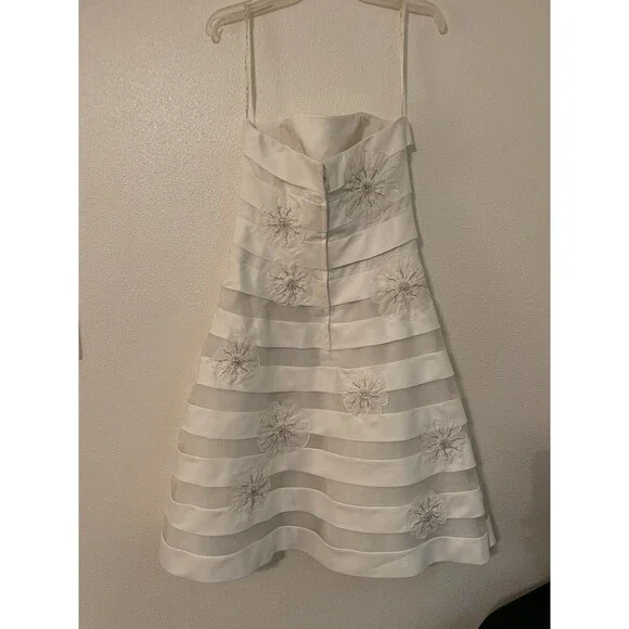 GALINA DAVIDS BRIDAL Women's Size 6 Strapless Sweetheart Ivory Wedding Dress - Picture 2 of 5